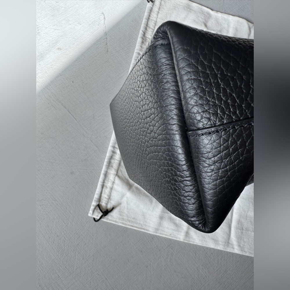 NEW Cuyana Mini System Tote in Black Pebbled Leather - Picture 8 of 12